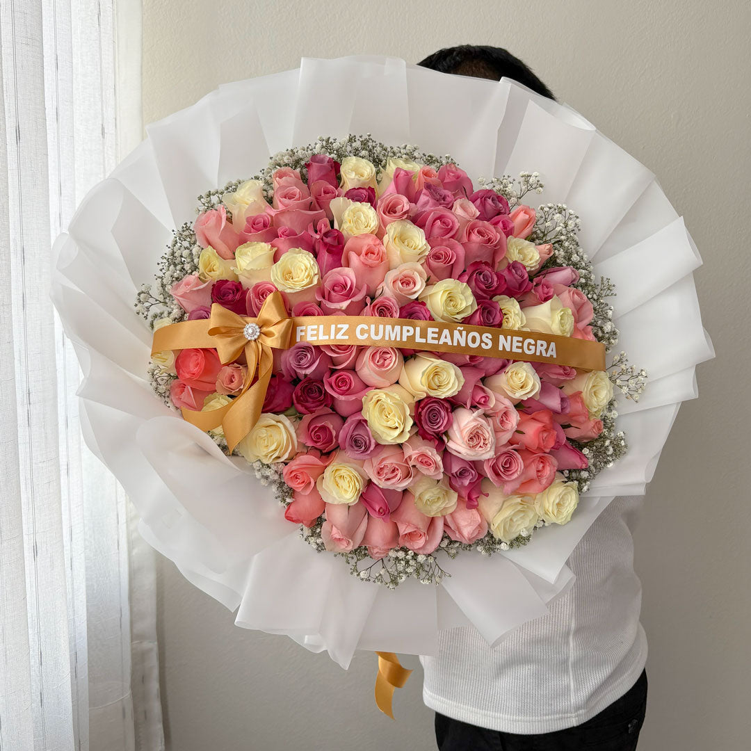 RAMO BUCHON 100 ROSAS COLORES