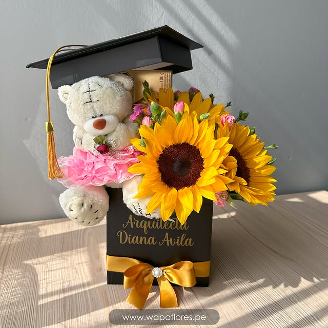 BOX GIRASOLES GRADUACION
